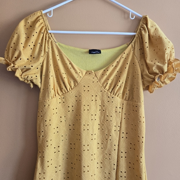 Rue21 Lined Dress With Hole Pattern & Ruffle Sleeves & a Form Fit, S? - Picture 2 of 5
